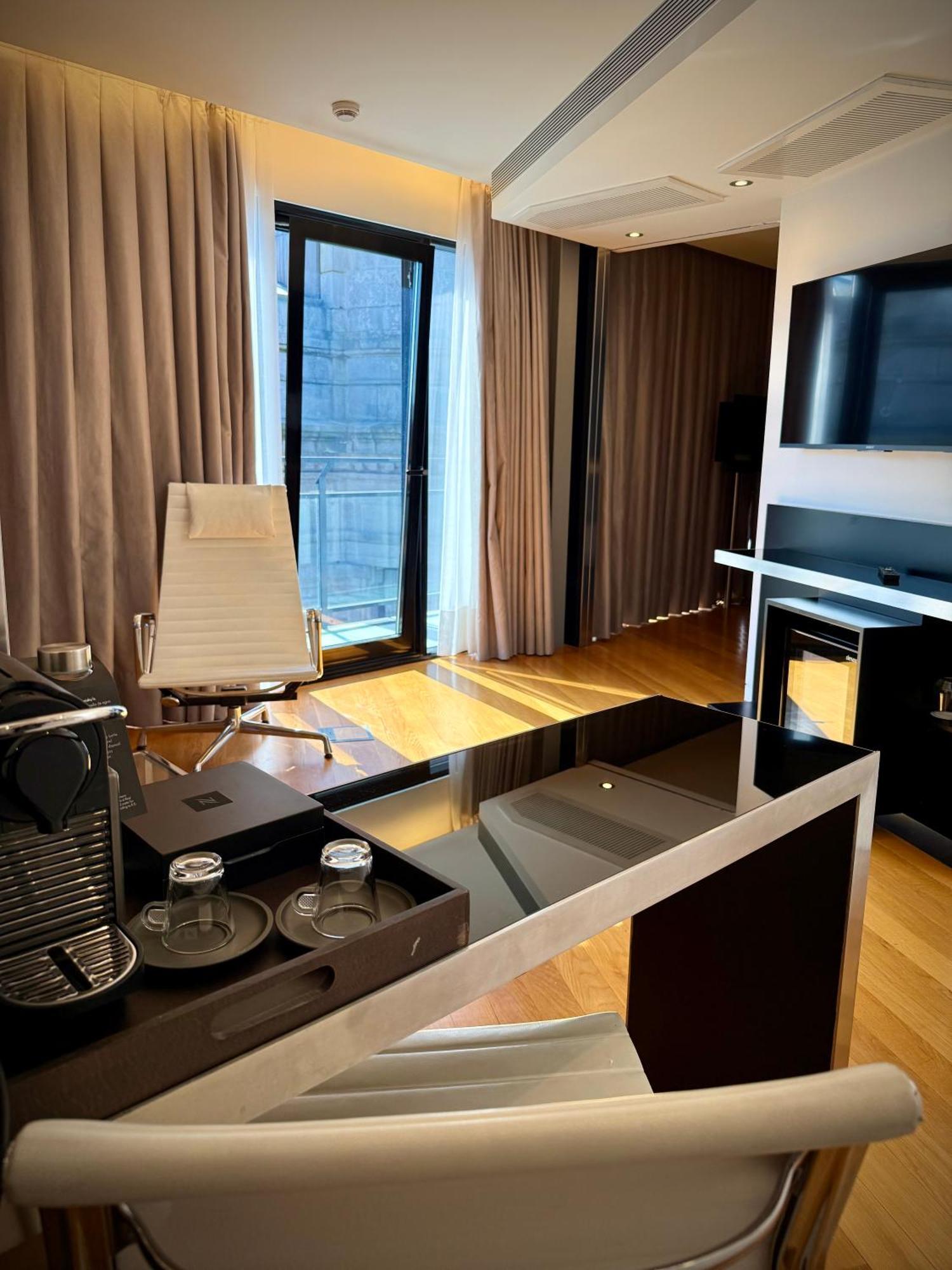 Hotel Inffinit Vigo Kültér fotó